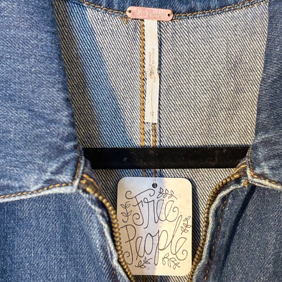 Free People Denim Romper (New with Tags) Size 12 - Picture 4 of 9